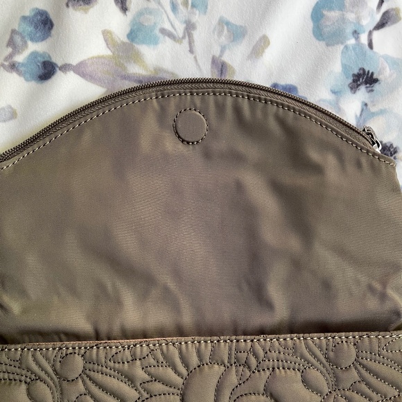 Sakroots Olive Foldover Crossbody - Picture 4 of 8